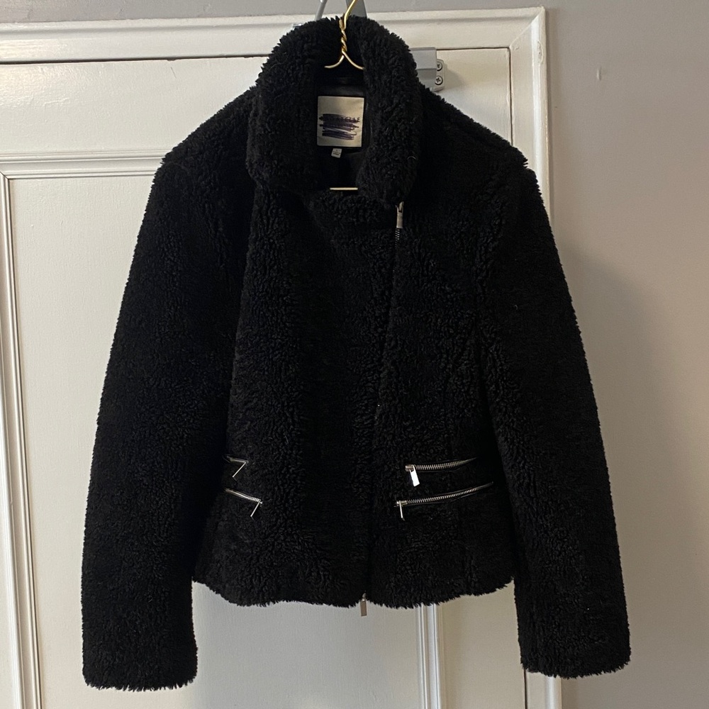 Black Teddy Jacket with Zip Pockets